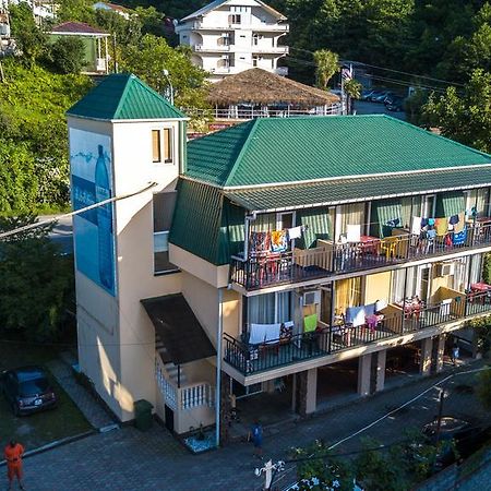 Green Hotel Kvariati Luaran gambar