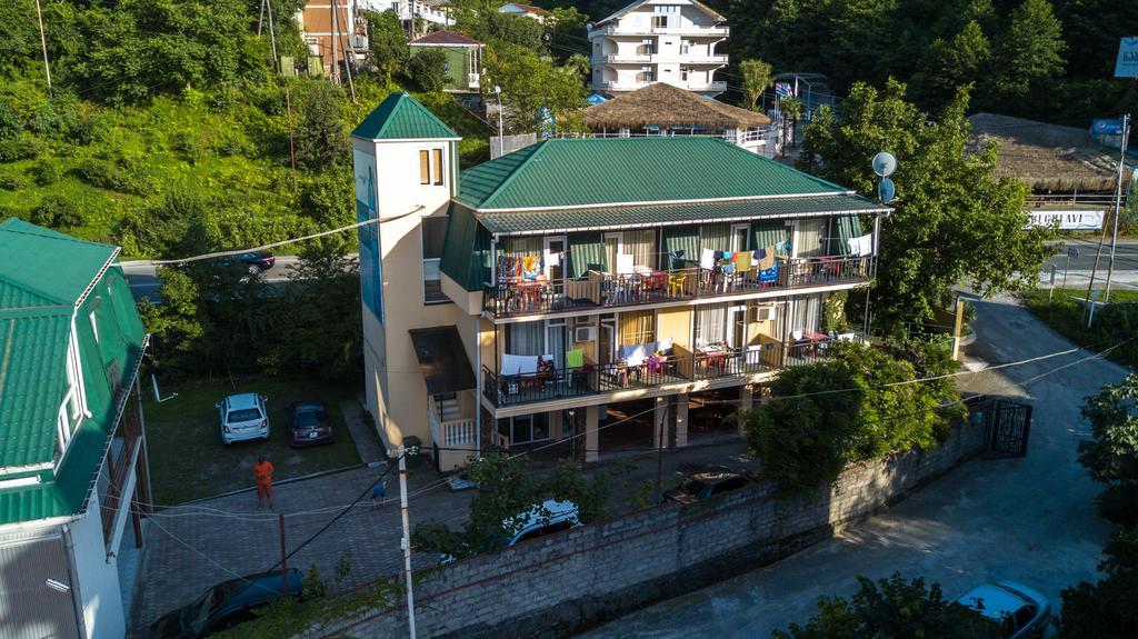 Green Hotel Kvariati Luaran gambar
