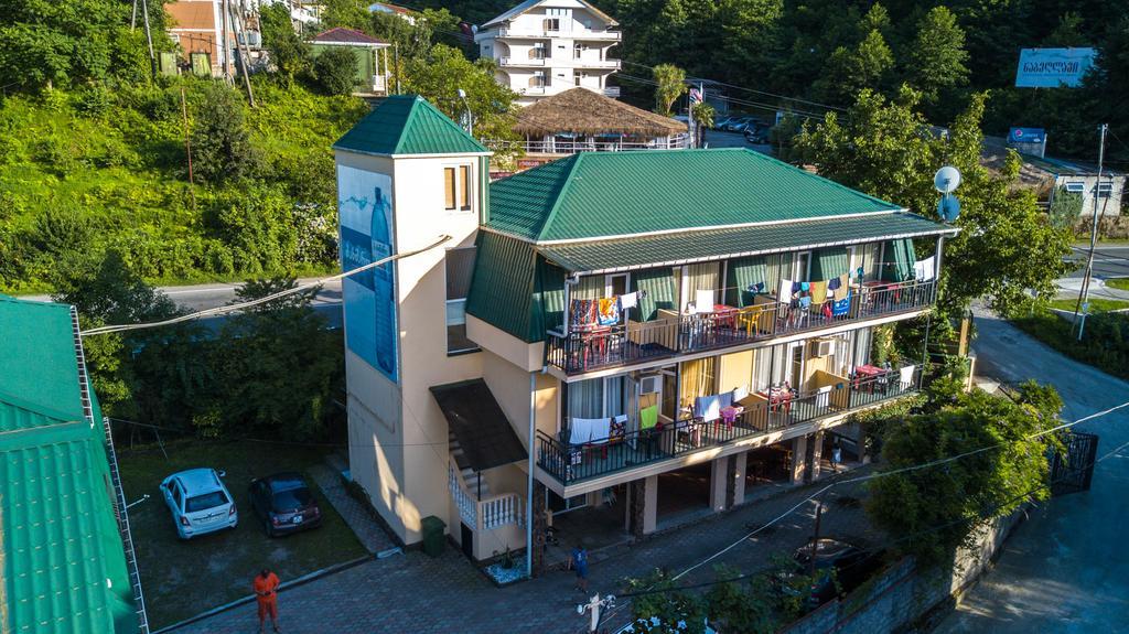 Green Hotel Kvariati Luaran gambar