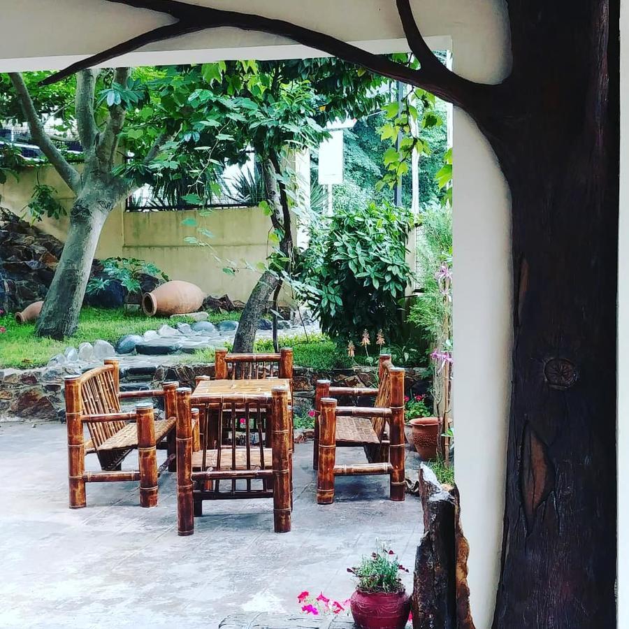 Green Hotel Kvariati Luaran gambar